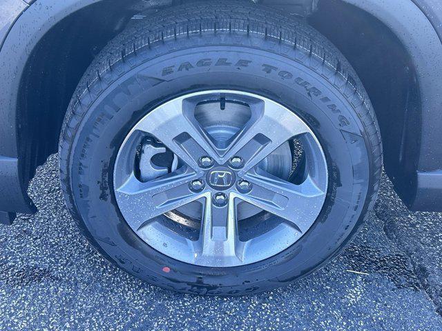 new 2025 Honda Pilot car, priced at $44,595