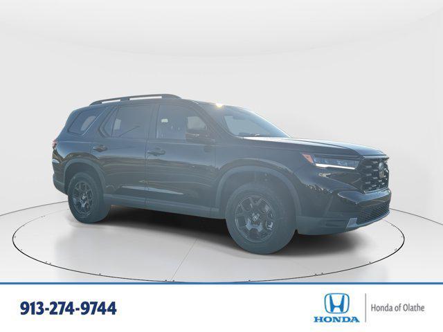 new 2025 Honda Pilot car, priced at $48,580