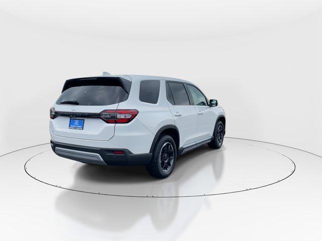 used 2025 Honda Pilot car, priced at $45,832