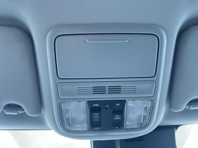 used 2022 Honda Pilot car, priced at $33,200