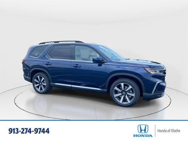 new 2025 Honda Pilot car, priced at $48,595