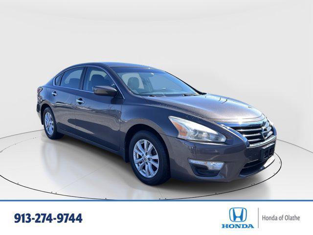 used 2014 Nissan Altima car, priced at $9,900