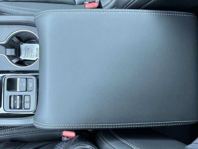 new 2025 Honda Pilot car, priced at $48,595