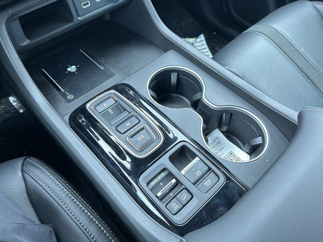 new 2025 Honda Pilot car, priced at $48,595