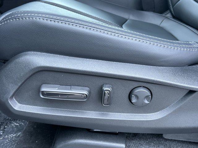 new 2025 Honda Pilot car, priced at $48,595