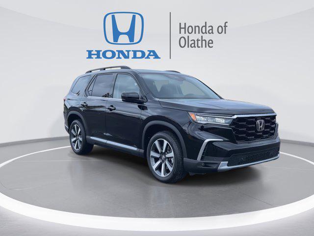 new 2025 Honda Pilot car, priced at $48,595