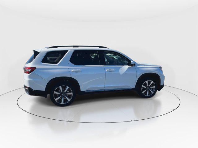 new 2025 Honda Pilot car, priced at $49,640