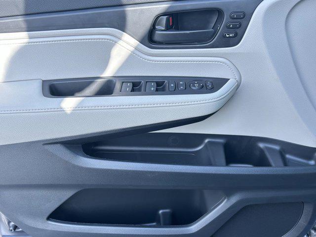 new 2026 Honda Odyssey car, priced at $44,290