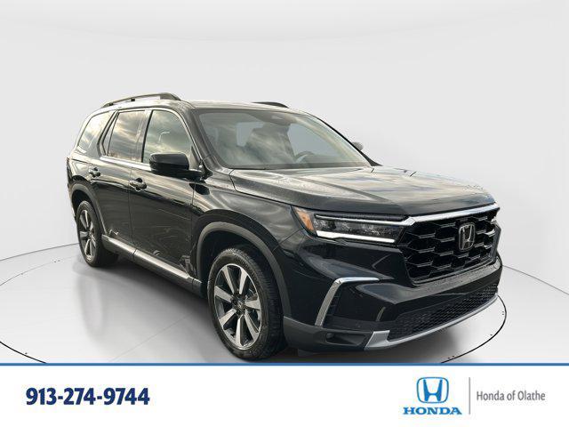 new 2025 Honda Pilot car, priced at $47,995