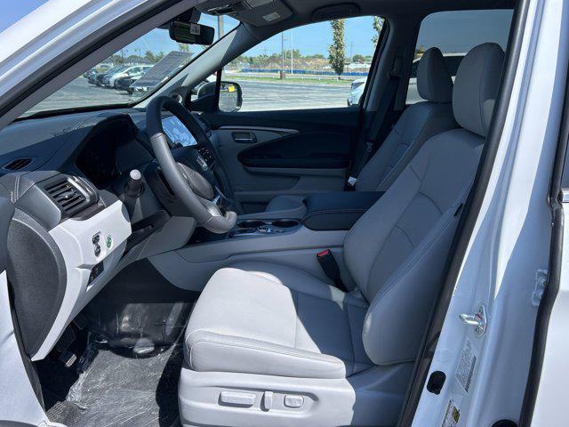 new 2025 Honda Ridgeline car, priced at $45,135