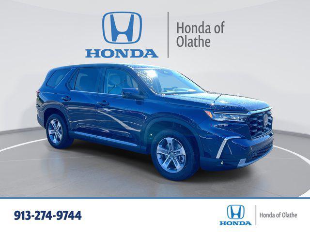 new 2025 Honda Pilot car, priced at $44,825
