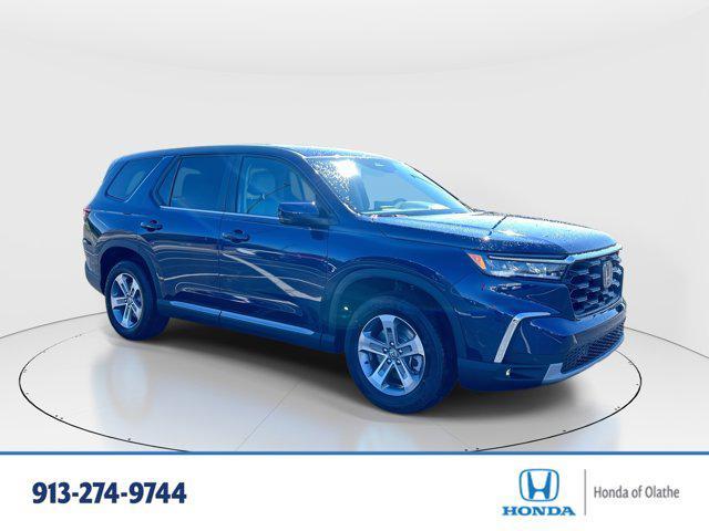 new 2025 Honda Pilot car, priced at $44,825