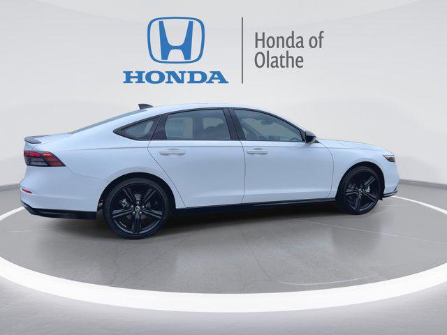 new 2025 Honda Accord Hybrid car, priced at $35,275