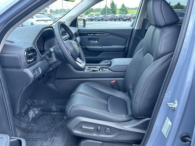 new 2025 Honda Pilot car, priced at $51,505