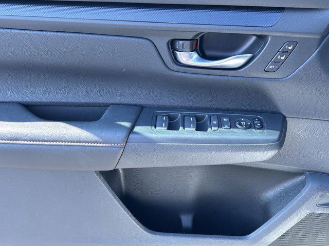 new 2026 Honda CR-V Hybrid car, priced at $40,380