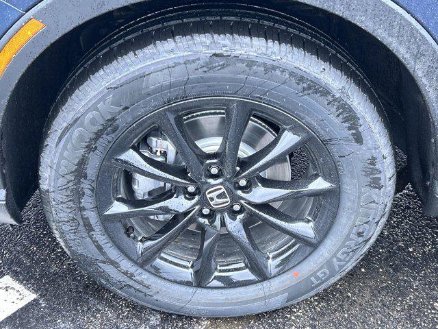 new 2026 Honda CR-V Hybrid car, priced at $39,925