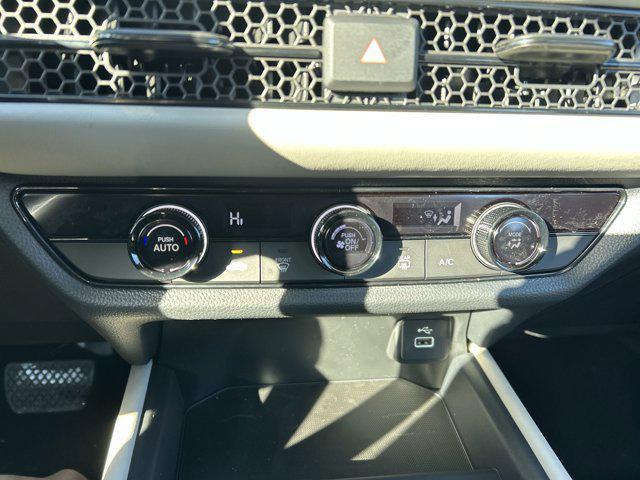 used 2025 Honda HR-V car, priced at $28,500