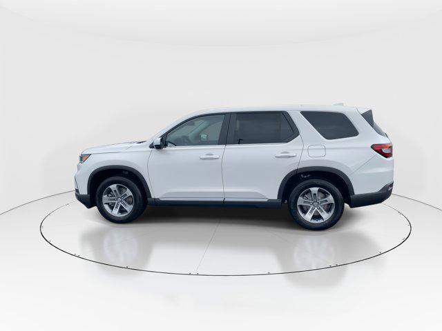 new 2025 Honda Pilot car, priced at $45,930