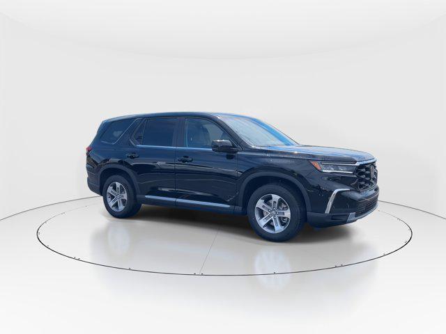 new 2025 Honda Pilot car, priced at $44,595