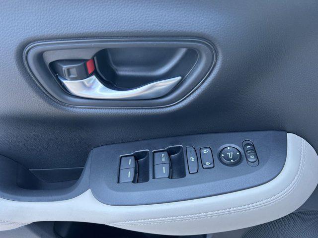 used 2025 Honda HR-V car, priced at $27,700
