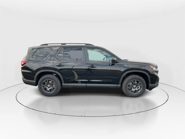 new 2025 Honda Pilot car, priced at $47,795