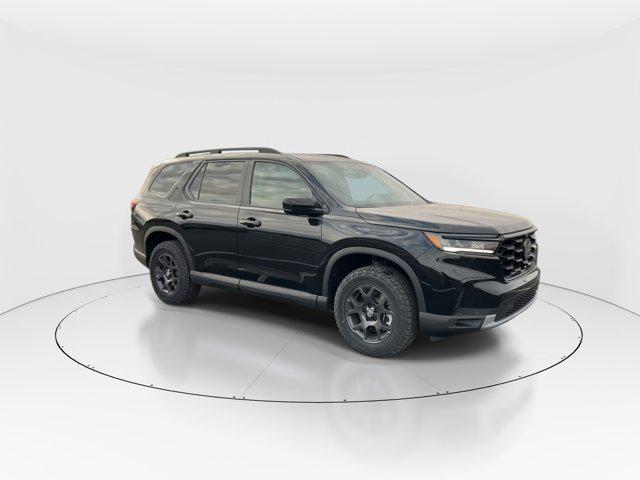 new 2025 Honda Pilot car, priced at $47,795