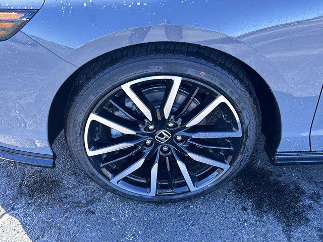 new 2025 Honda Accord Hybrid car, priced at $39,200