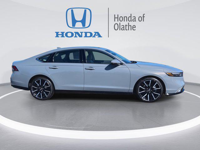 new 2025 Honda Accord Hybrid car, priced at $39,200