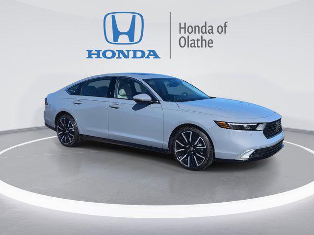 new 2025 Honda Accord Hybrid car, priced at $39,200