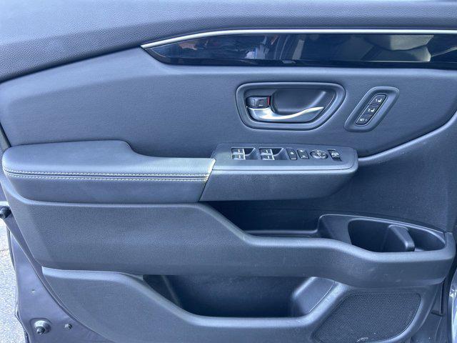 used 2025 Honda Pilot car, priced at $43,500