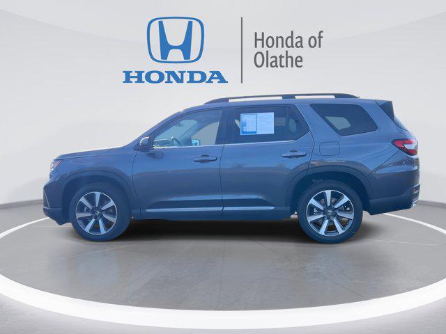 used 2025 Honda Pilot car, priced at $43,500