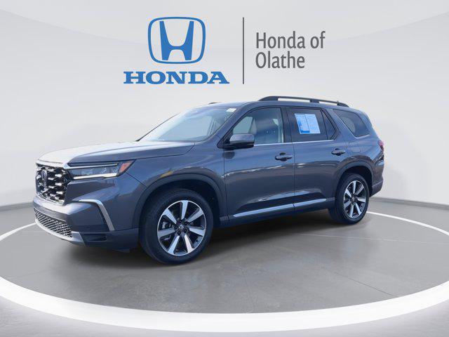 used 2025 Honda Pilot car, priced at $43,500