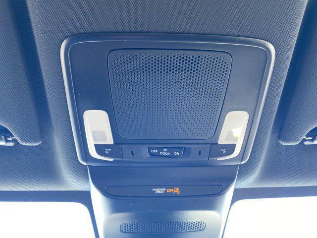 used 2025 Honda HR-V car, priced at $28,900