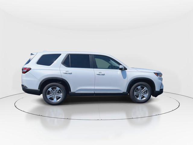new 2025 Honda Pilot car, priced at $45,005