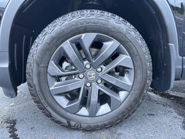 used 2023 Honda Ridgeline car, priced at $32,300
