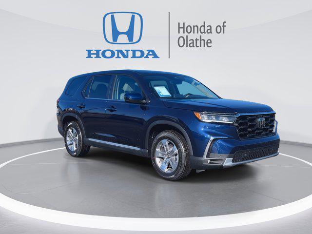 new 2025 Honda Pilot car, priced at $47,095