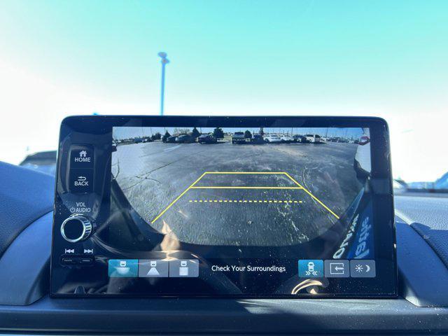 new 2025 Honda Pilot car, priced at $47,095