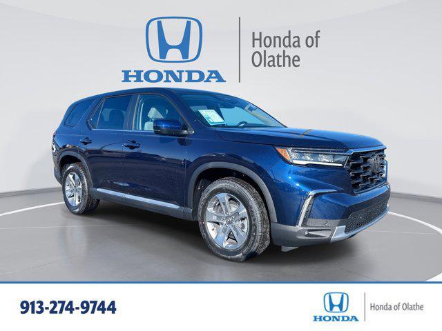 new 2025 Honda Pilot car, priced at $47,095
