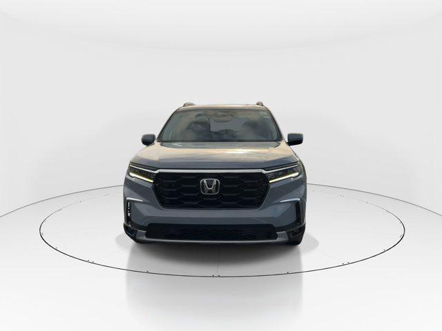 new 2025 Honda Pilot car, priced at $50,170