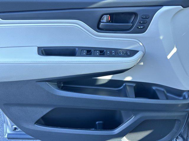 used 2025 Honda Odyssey car, priced at $44,200