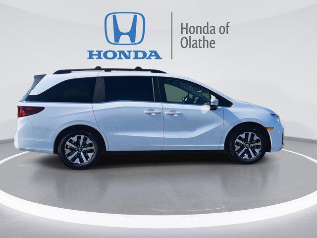 new 2026 Honda Odyssey car, priced at $43,840