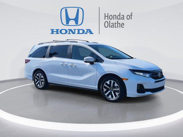 new 2026 Honda Odyssey car, priced at $43,840