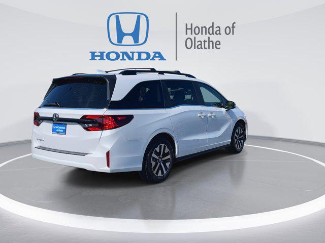 new 2026 Honda Odyssey car, priced at $43,840