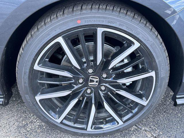 new 2025 Honda Accord Hybrid car, priced at $40,450