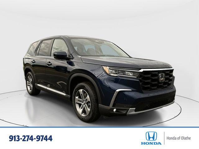 new 2025 Honda Pilot car, priced at $47,050