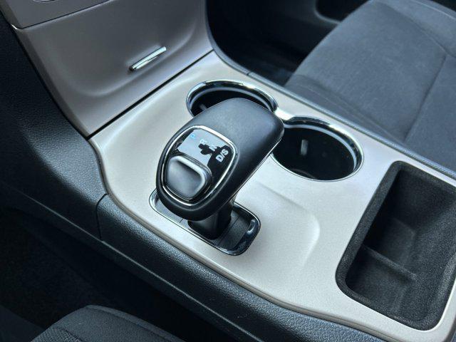 used 2015 Jeep Grand Cherokee car, priced at $15,000