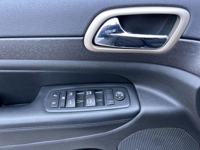 used 2015 Jeep Grand Cherokee car, priced at $15,000