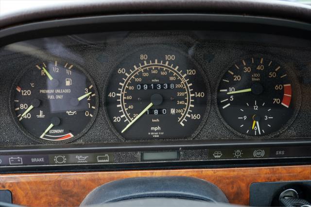 used 1988 Mercedes-Benz 560 car, priced at $8,995