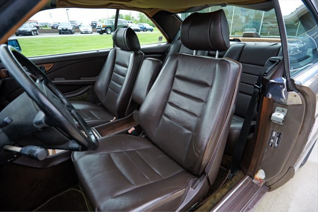 used 1988 Mercedes-Benz 560 car, priced at $8,995