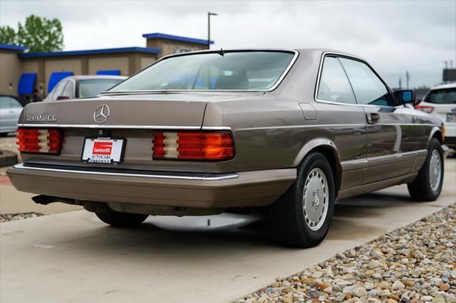 used 1988 Mercedes-Benz 560 car, priced at $8,995